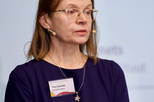 4n9a2116_54493694810_l